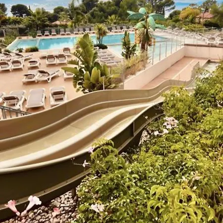 Parque de vacaciones Mit Meerblick Saint-Raphaël